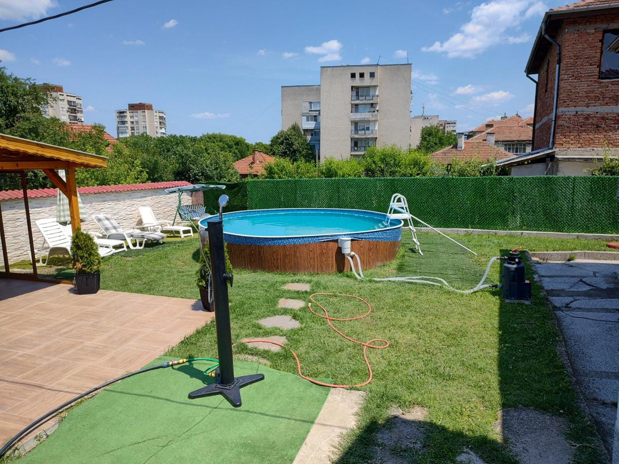Къща Карби Kurdzhali Luaran gambar